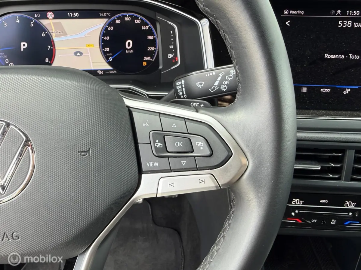 1.0 TSI R-Line Business / CarPlay / Camera