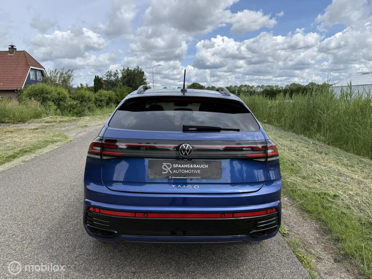 1.0 TSI R-Line Business / CarPlay / Camera