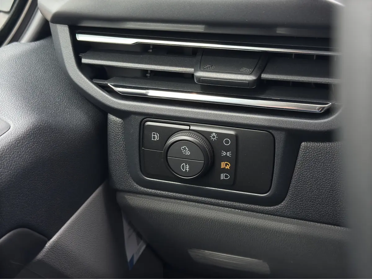 Tourneo 340 2.5 PHEV L2H1 Titanium X | Elek. Deuren | AGR | Trekhaak | Pano | B&O Audio