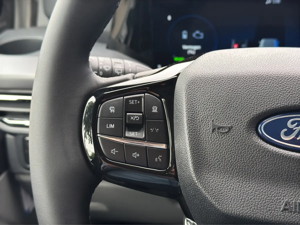 Tourneo 340 2.5 PHEV L2H1 Titanium X | Elek. Deuren | AGR | Trekhaak | Pano | B&O Audio