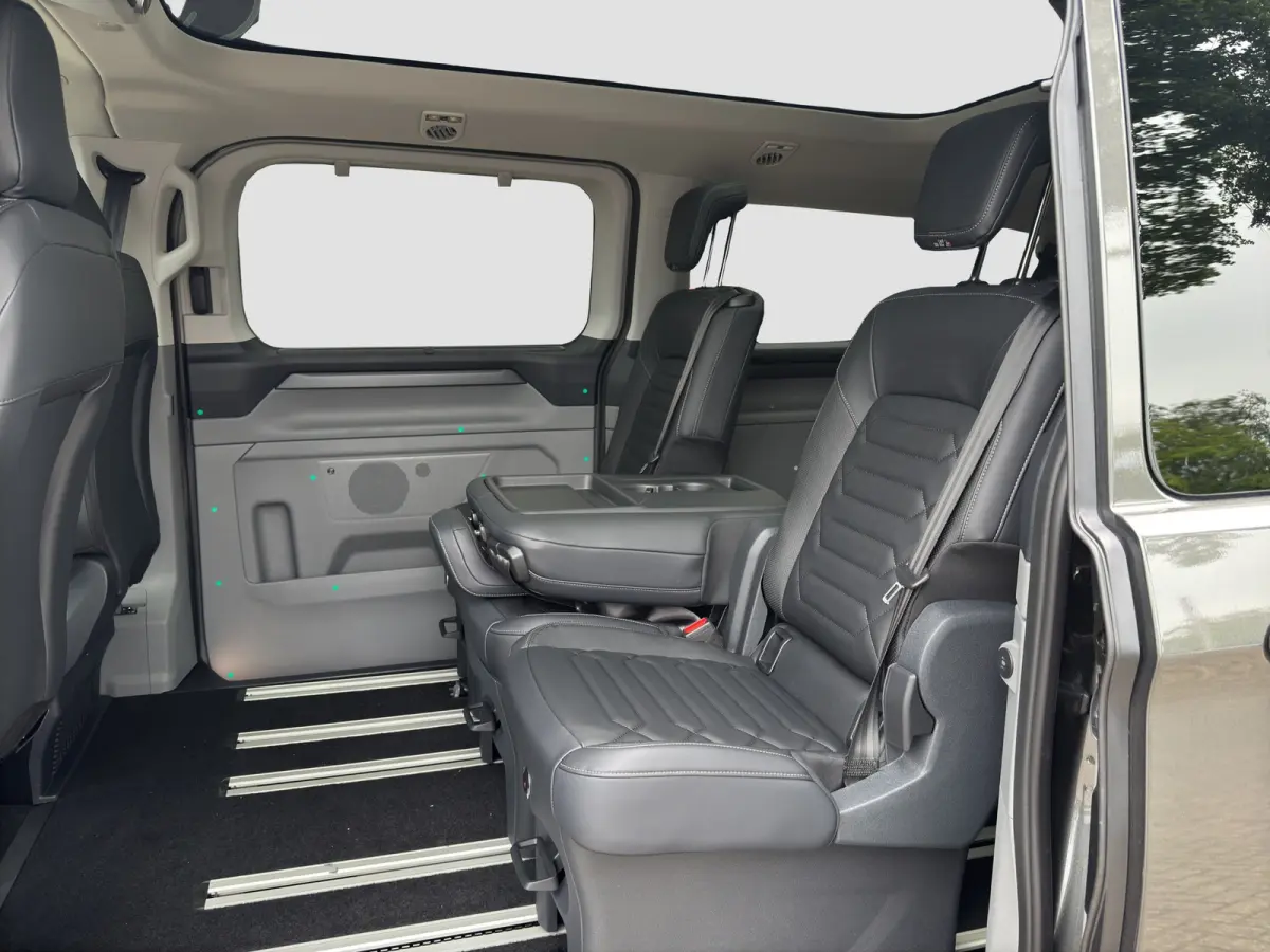Tourneo 340 2.5 PHEV L2H1 Titanium X | Elek. Deuren | AGR | Trekhaak | Pano | B&O Audio