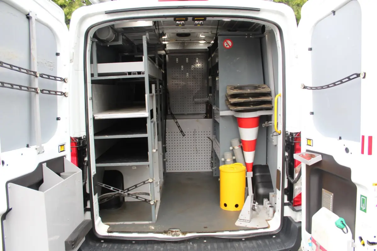 350 2.0 TDCI L2H2 Trend 131PK | Airco | Cruise Control | Navigatie | Camera | Inbouw