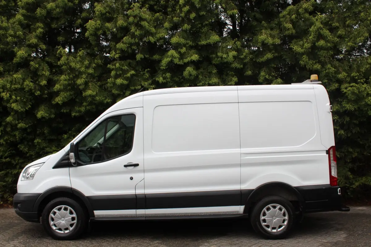 350 2.0 TDCI L2H2 Trend 131PK | Airco | Cruise Control | Navigatie | Camera | Inbouw