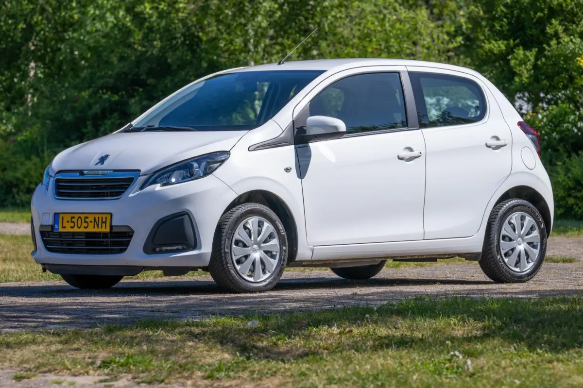 1.0 e-VTi Active 40.380 km +NAP NL-auto