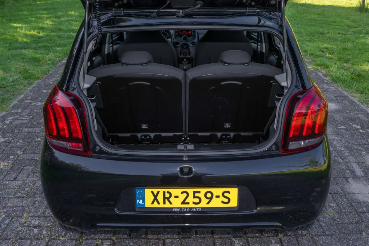 1.0 e-VTi Active 1e Eig. 28.600 km +NAP NL-auto