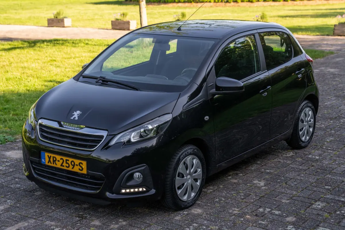 1.0 e-VTi Active 1e Eig. 28.600 km +NAP NL-auto