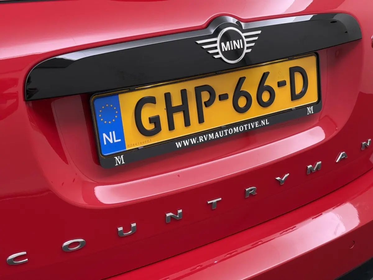 1.5 Cooper ALL4 VAN:26.900,- VOOR:23.330,- UW HERFSTVOORDEEL:3.570,- RIJKLAARPRIJS INC. 12 MND BOVAG GARANTIE | SPORTSTOELEN | AFN. TREKHAAK | 4X4 | STOELVERWARMING|