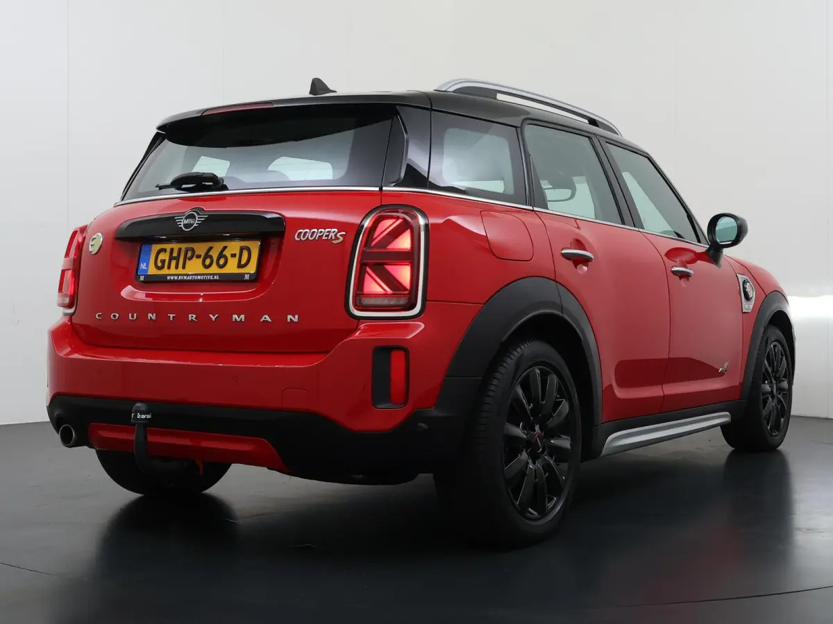 1.5 Cooper ALL4 VAN:26.900,- VOOR:23.330,- UW HERFSTVOORDEEL:3.570,- RIJKLAARPRIJS INC. 12 MND BOVAG GARANTIE | SPORTSTOELEN | AFN. TREKHAAK | 4X4 | STOELVERWARMING|