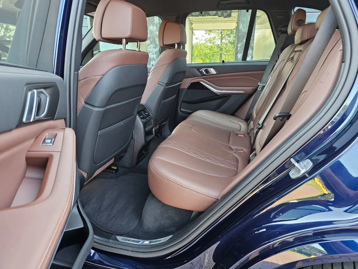 xDrive45e High Executive M-Sport | Luchtvering |  Elek. trekhaak | Safety pack | Achterasbesturing | HUD | M aerodynamica | Leder |