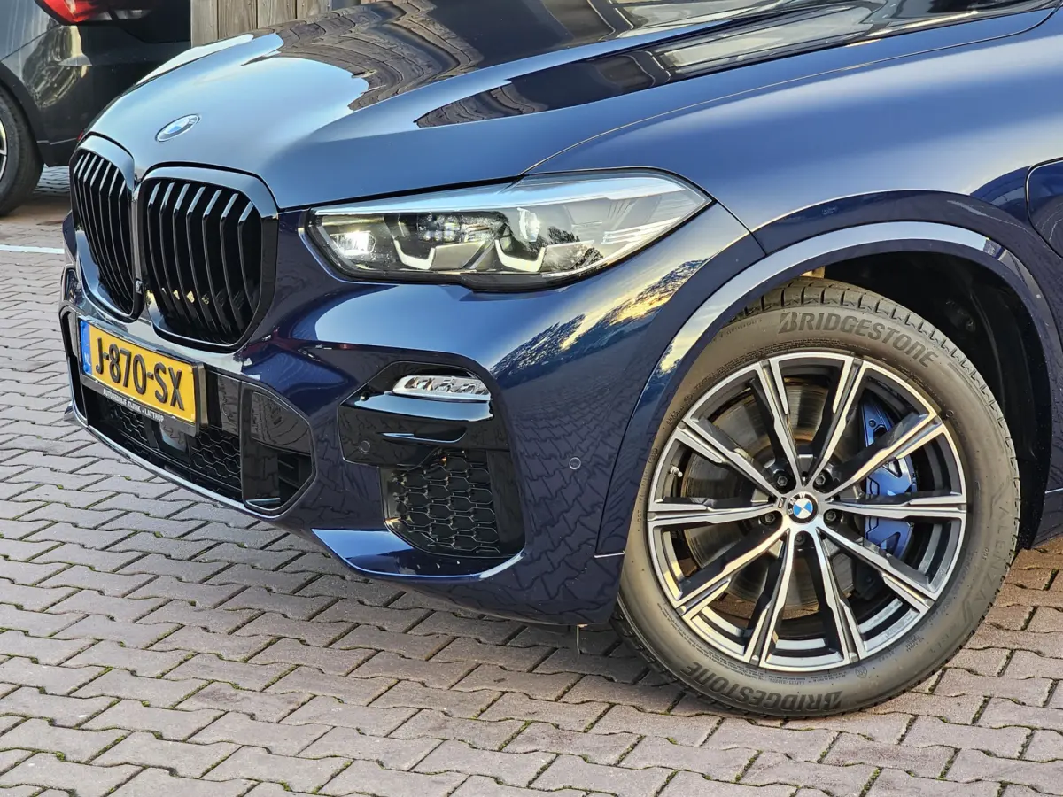 xDrive45e High Executive M-Sport | Luchtvering |  Elek. trekhaak | Safety pack | Achterasbesturing | HUD | M aerodynamica | Leder |