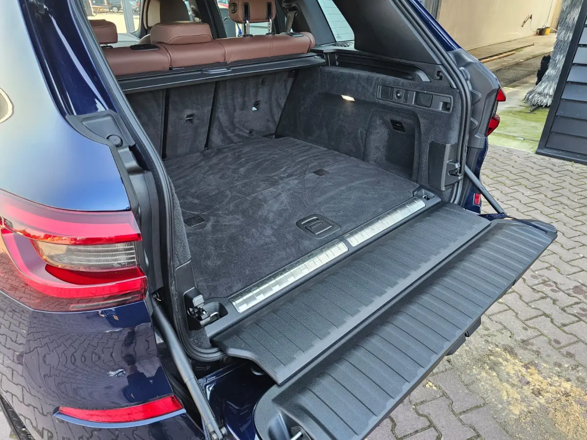 xDrive45e High Executive M-Sport | Luchtvering |  Elek. trekhaak | Safety pack | Achterasbesturing | HUD | M aerodynamica | Leder |