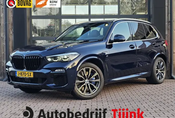 xDrive45e High Executive M-Sport | Luchtvering |  Elek. trekhaak | Safety pack | Achterasbesturing | HUD | M aerodynamica | Leder |