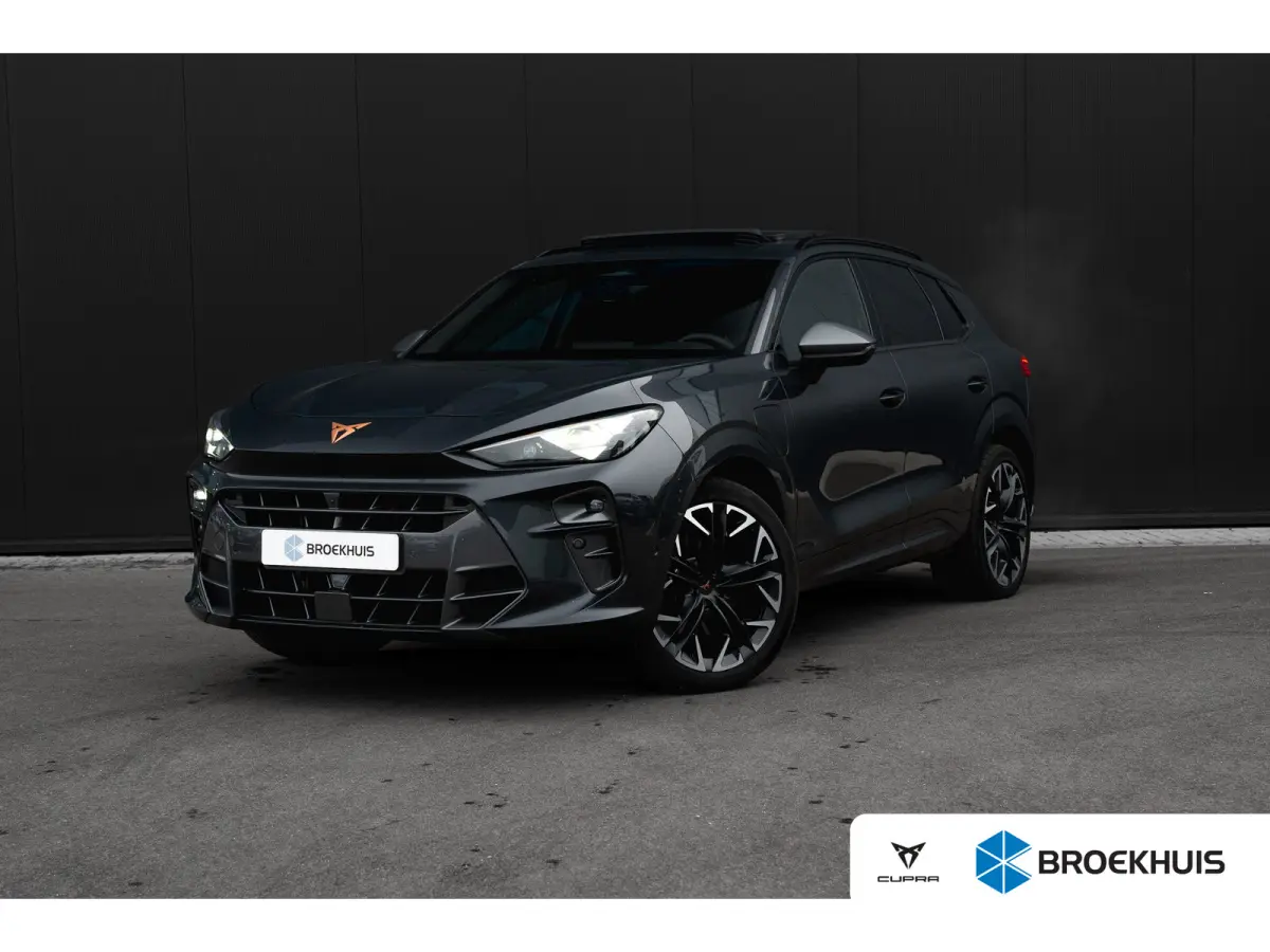 1.5 TSI e-Hybrid 272pk VZ Performance | Garantie t/m 2030 | Panoramadak | Trekhaak | 360 Camera | Sennheiser