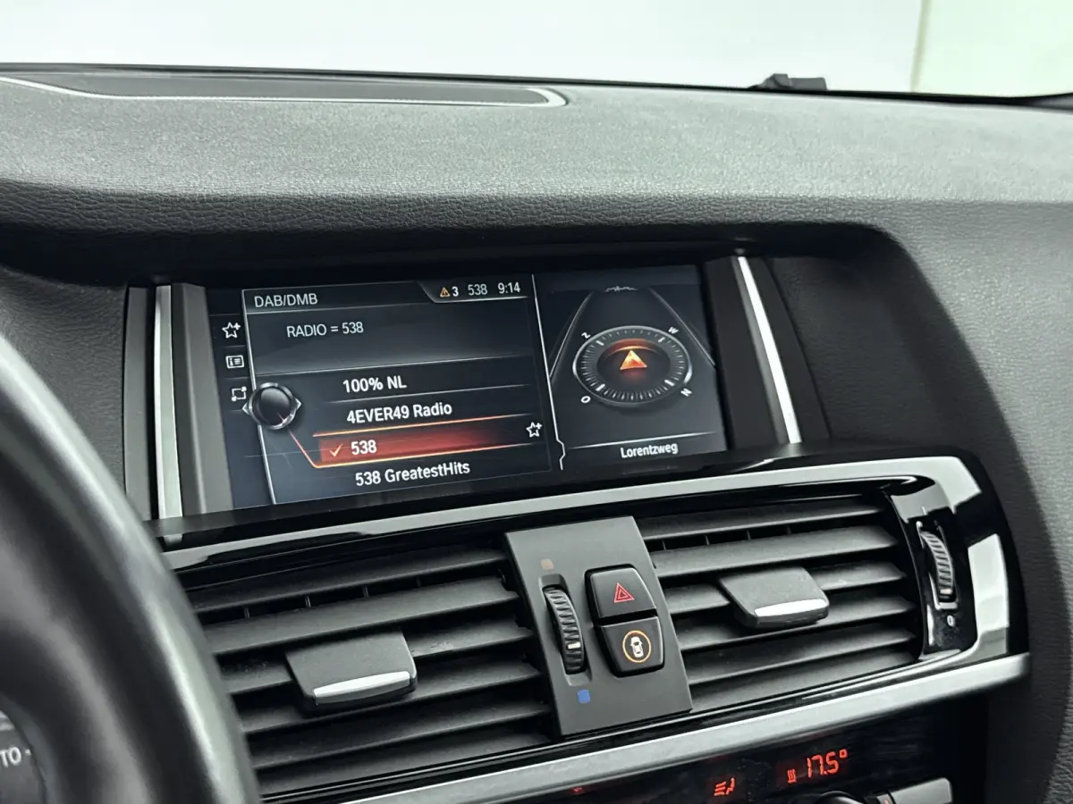 xDrive28i High Executive xLine Edition | Schuif / kanteldak | Harman / kardon | Lederen bekleding | PDC V+A en 360 Camera | Alarm | Stoelverwarming |