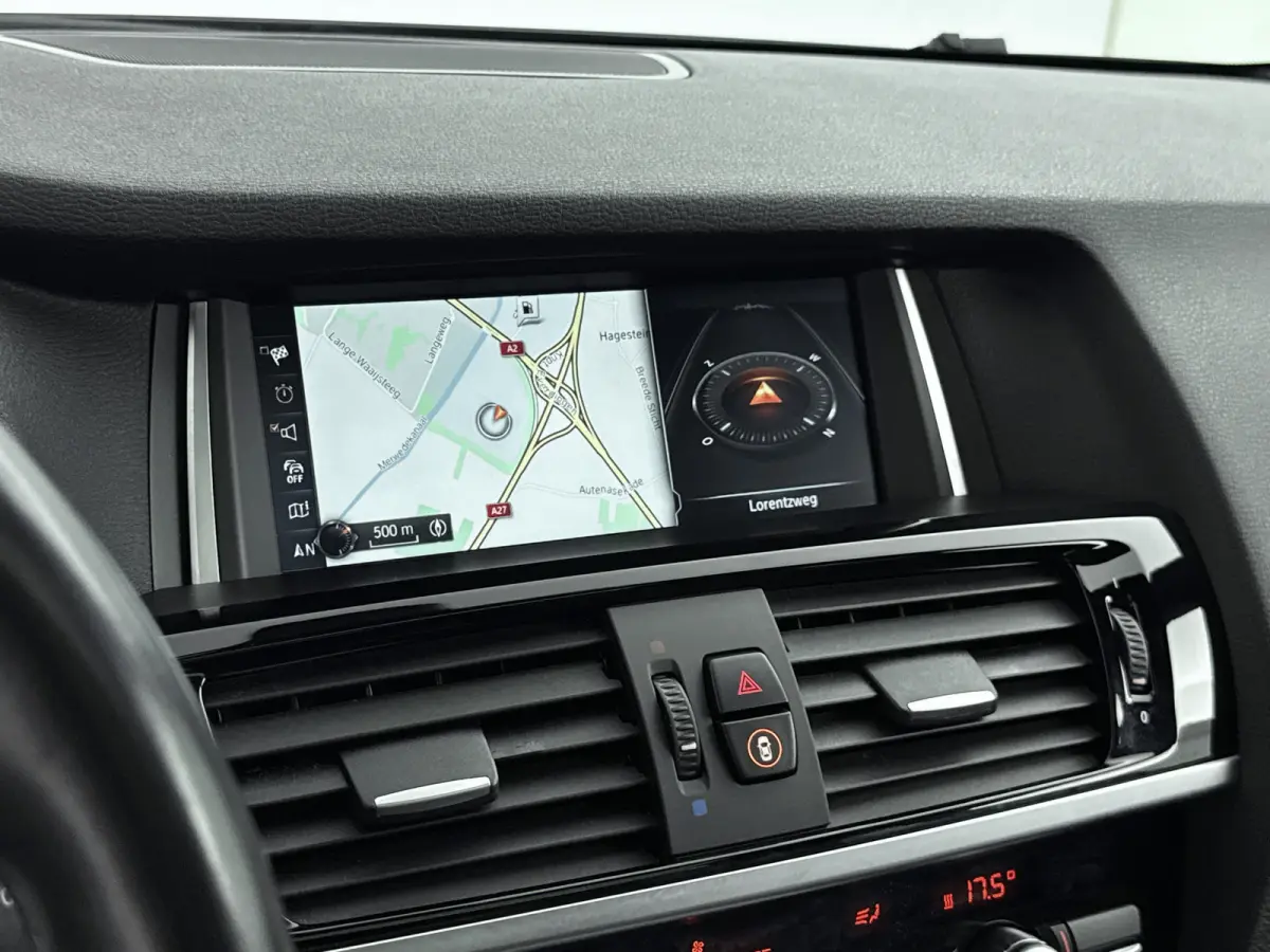 xDrive28i High Executive xLine Edition | Schuif / kanteldak | Harman / kardon | Lederen bekleding | PDC V+A en 360 Camera | Alarm | Stoelverwarming |