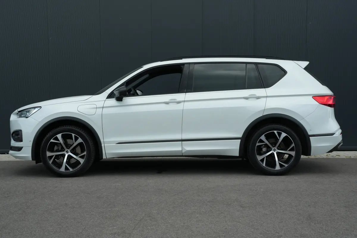 1.4 TSI e-Hybrid PHEV FR Rondomzicht camera | Trekhaak | Keyless entry | Cruise control adaptief | Dodehoek detectie