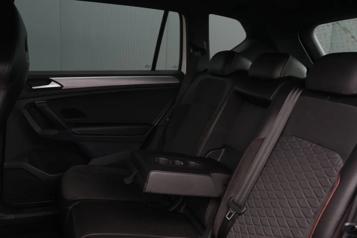 1.4 TSI e-Hybrid PHEV FR Rondomzicht camera | Trekhaak | Keyless entry | Cruise control adaptief | Dodehoek detectie
