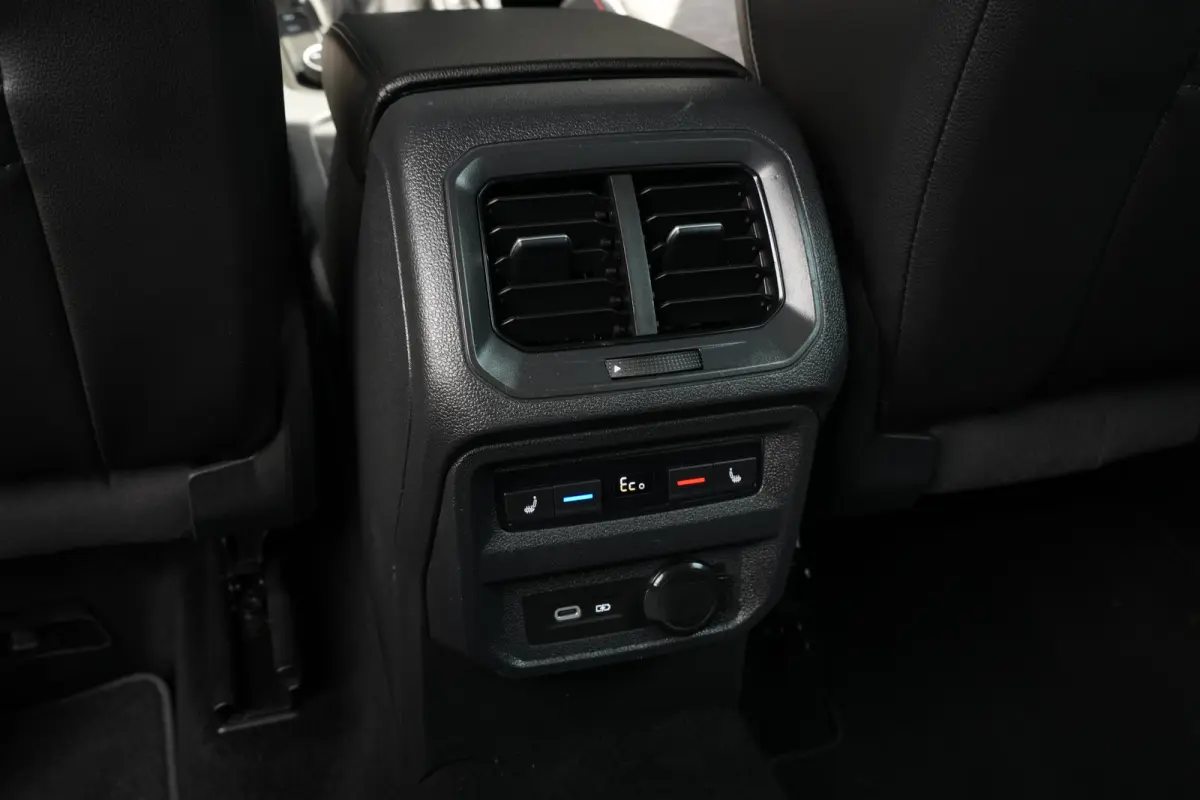 1.4 TSI e-Hybrid PHEV FR Rondomzicht camera | Trekhaak | Keyless entry | Cruise control adaptief | Dodehoek detectie