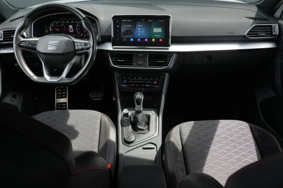 1.4 TSI e-Hybrid PHEV FR Rondomzicht camera | Trekhaak | Keyless entry | Cruise control adaptief | Dodehoek detectie
