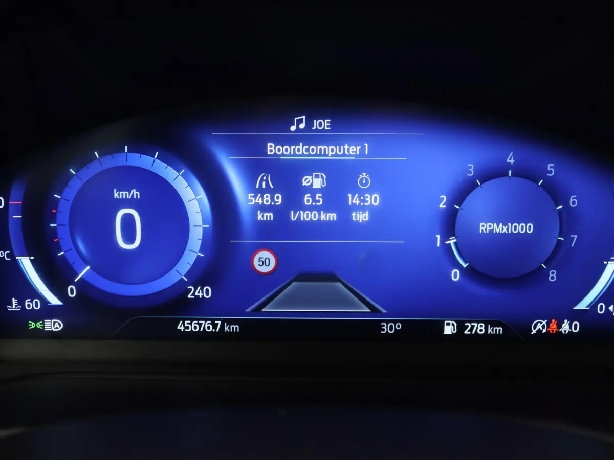 1.0 EcoBoost ST-Line X | Panoramadak | B&O Premium Audio | Apple Carplay/Android Auto | Achteruitrijcamera | Winter Pakket |
