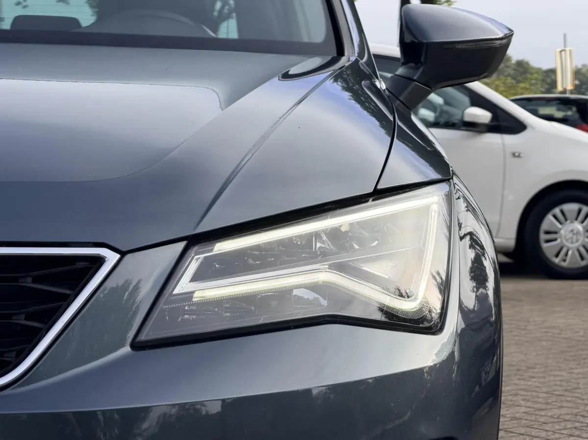 1.0 EcoTSI Limited Edition | Cruise | Clima | Camera | Led | Dealer Onderhouden