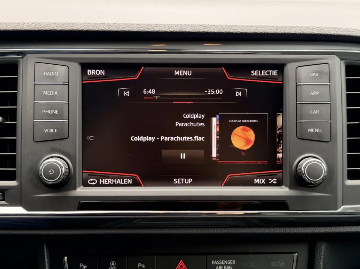 1.0 EcoTSI Limited Edition | Cruise | Clima | Camera | Led | Dealer Onderhouden
