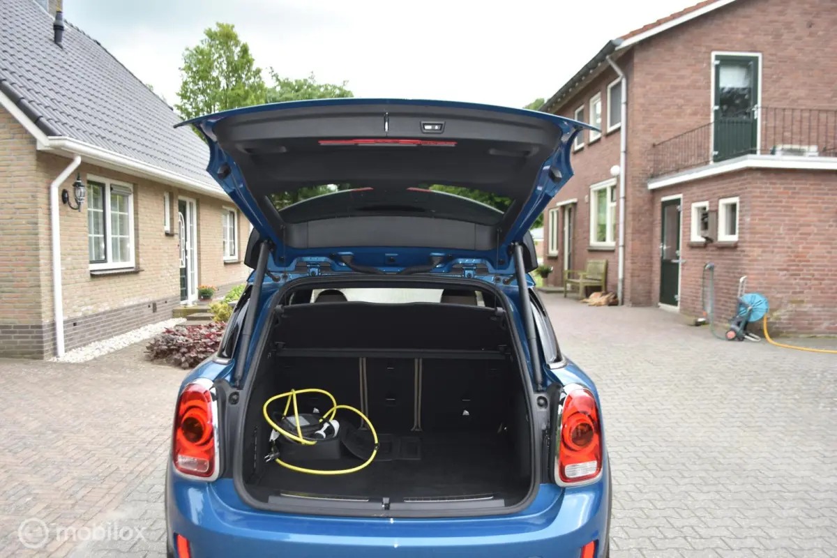 SE Hybrid Aut JCW Uitvoering Aut omaat.