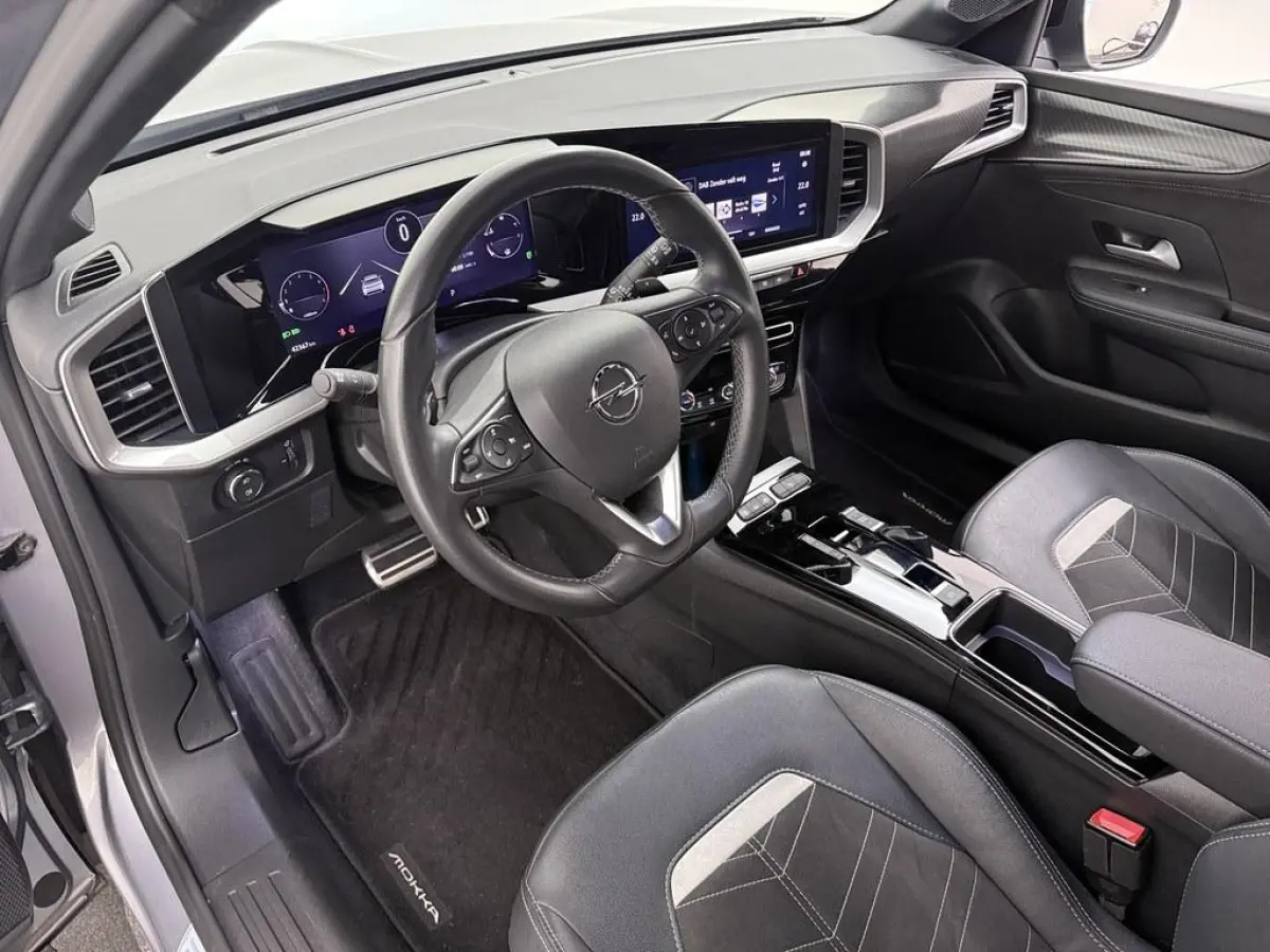 1.2 Turbo 130pk Aut. Ultimate Alcantara/Led/Nav/ Camera/Winterpakket