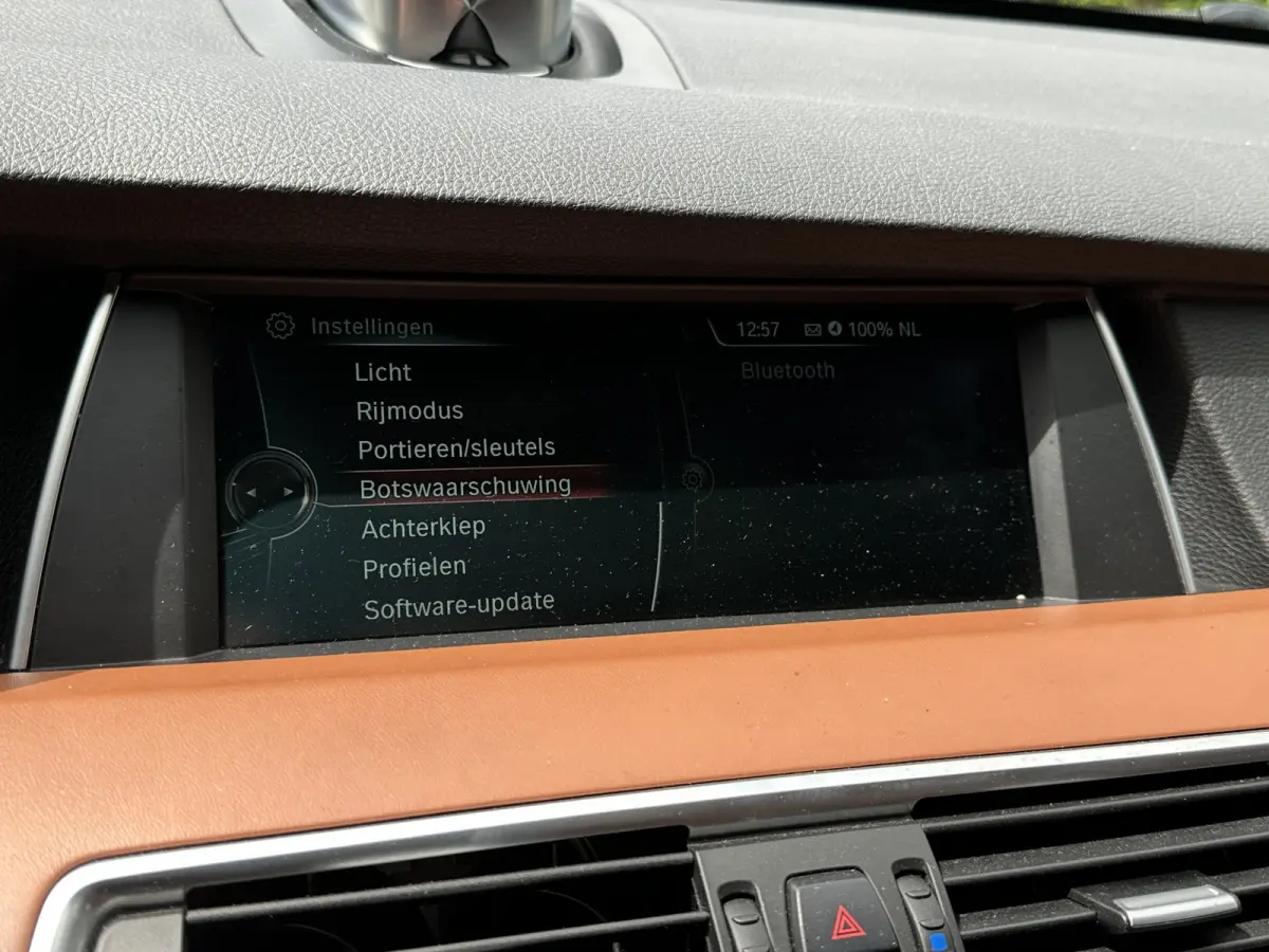 550xi V8 M Sport 449 pk NAP, Panoramdak, Trekhaak, Massage