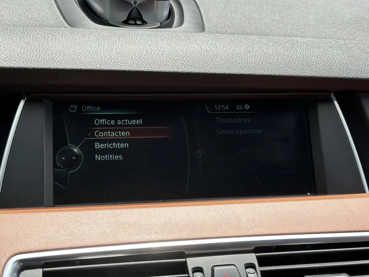 550xi V8 M Sport 449 pk NAP, Panoramdak, Trekhaak, Massage