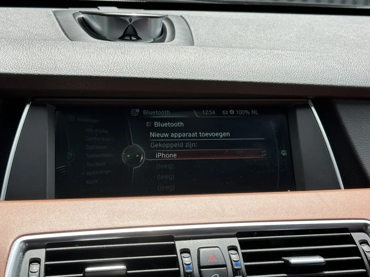 550xi V8 M Sport 449 pk NAP, Panoramdak, Trekhaak, Massage