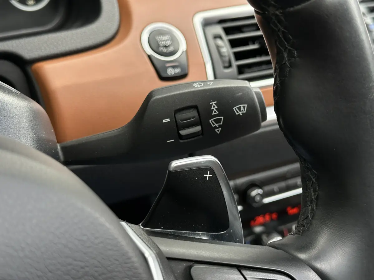 550xi V8 M Sport 449 pk NAP, Panoramdak, Trekhaak, Massage