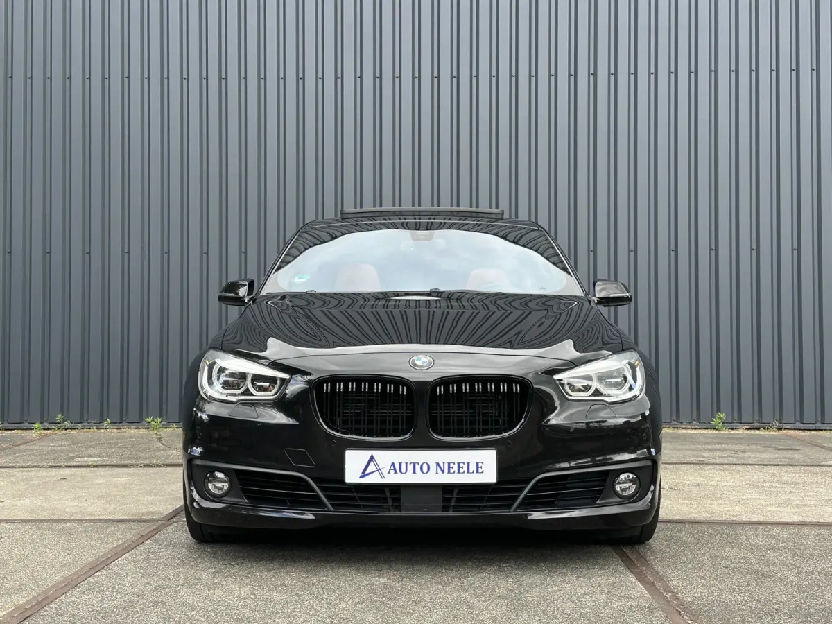 550xi V8 M Sport 449 pk NAP, Panoramdak, Trekhaak, Massage