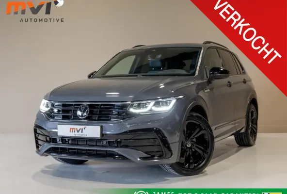 1.5 TSI 2x R-Line Blackstyle / 150pk / Panorama dak / Stoel en stuurverwarming / Head-up display /