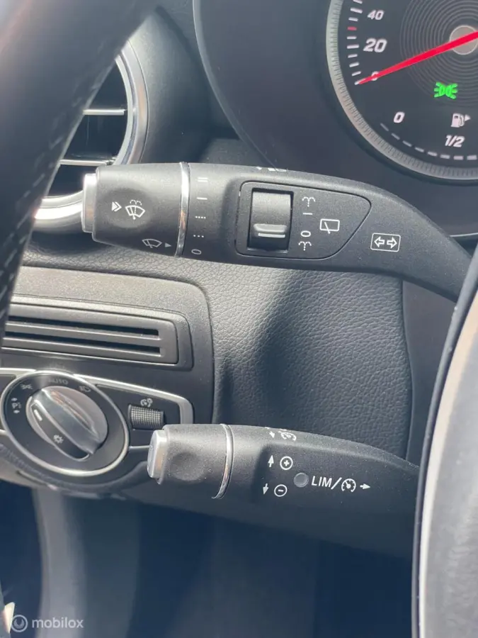 250 4MATIC Premium Plus 9G-Tronic