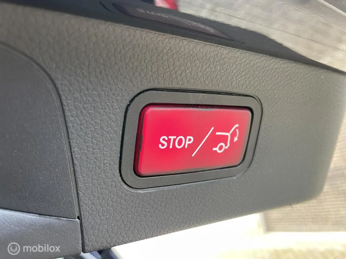 250 4MATIC Premium Plus 9G-Tronic