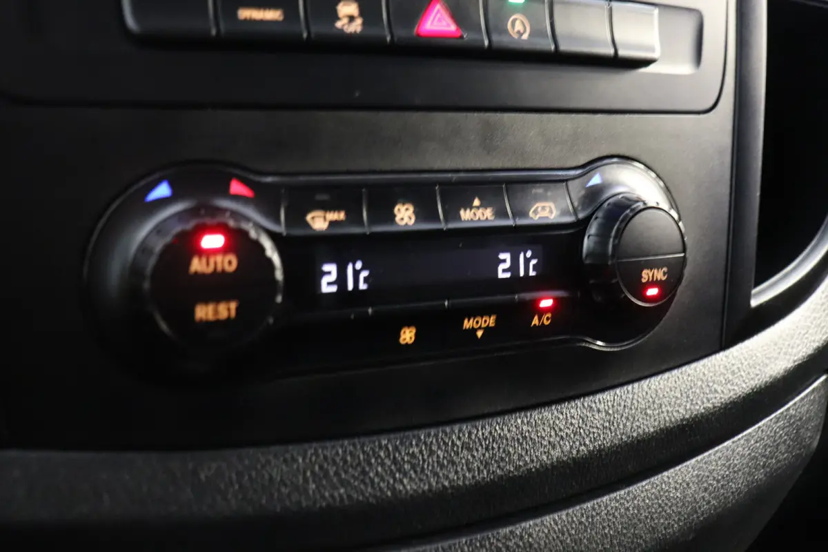 114 CDI Lang Automaat EURO 6 - A/C Climate - Cruise - Camera - €21.950,- Excl.