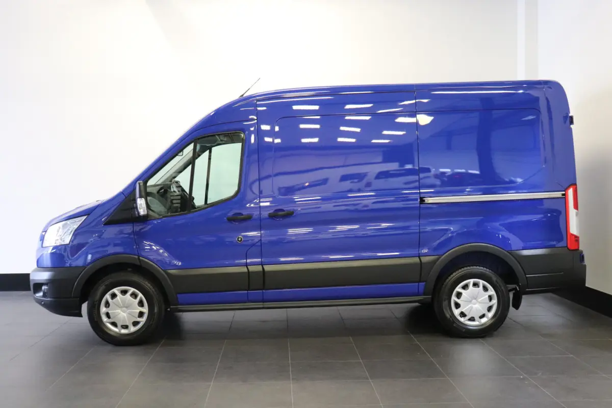 2.0 TDCI L2H2 130PK 2x Schuifdeur EURO 6 - Airco - Navi - Cruise - Camera - €13.900,- Excl.