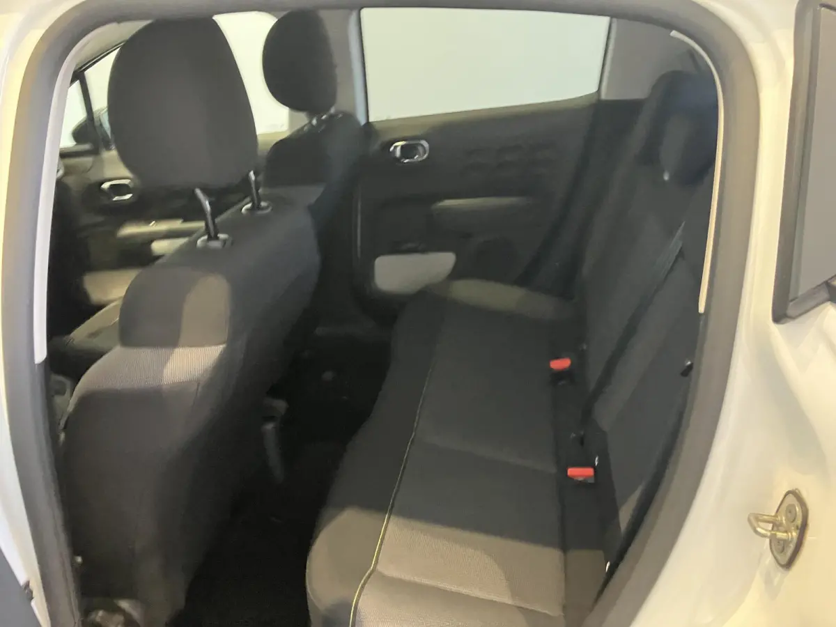 1.2 | APPLE CARPLAY & ANDROID AUTO | AIRCO | LED | PARKEERSENSOREN