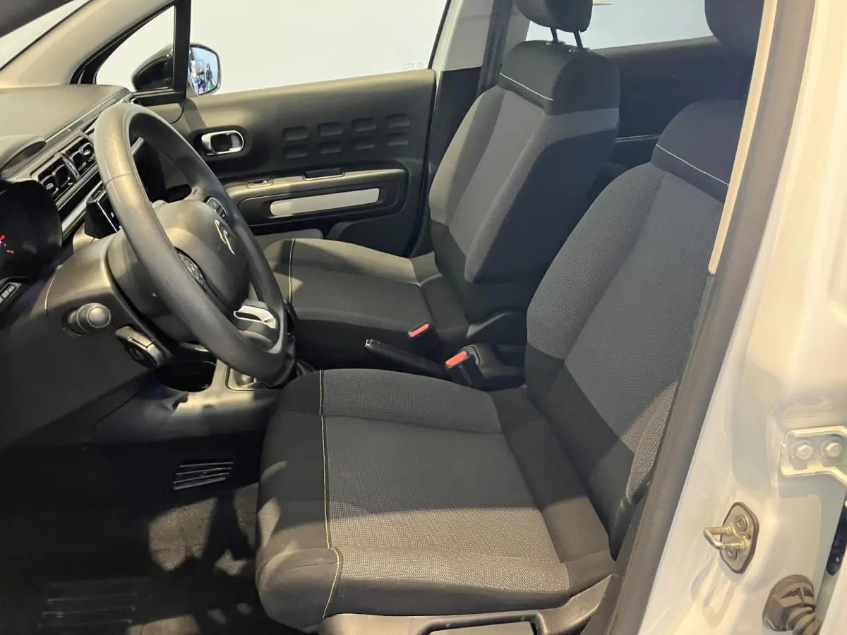 1.2 | APPLE CARPLAY & ANDROID AUTO | AIRCO | LED | PARKEERSENSOREN