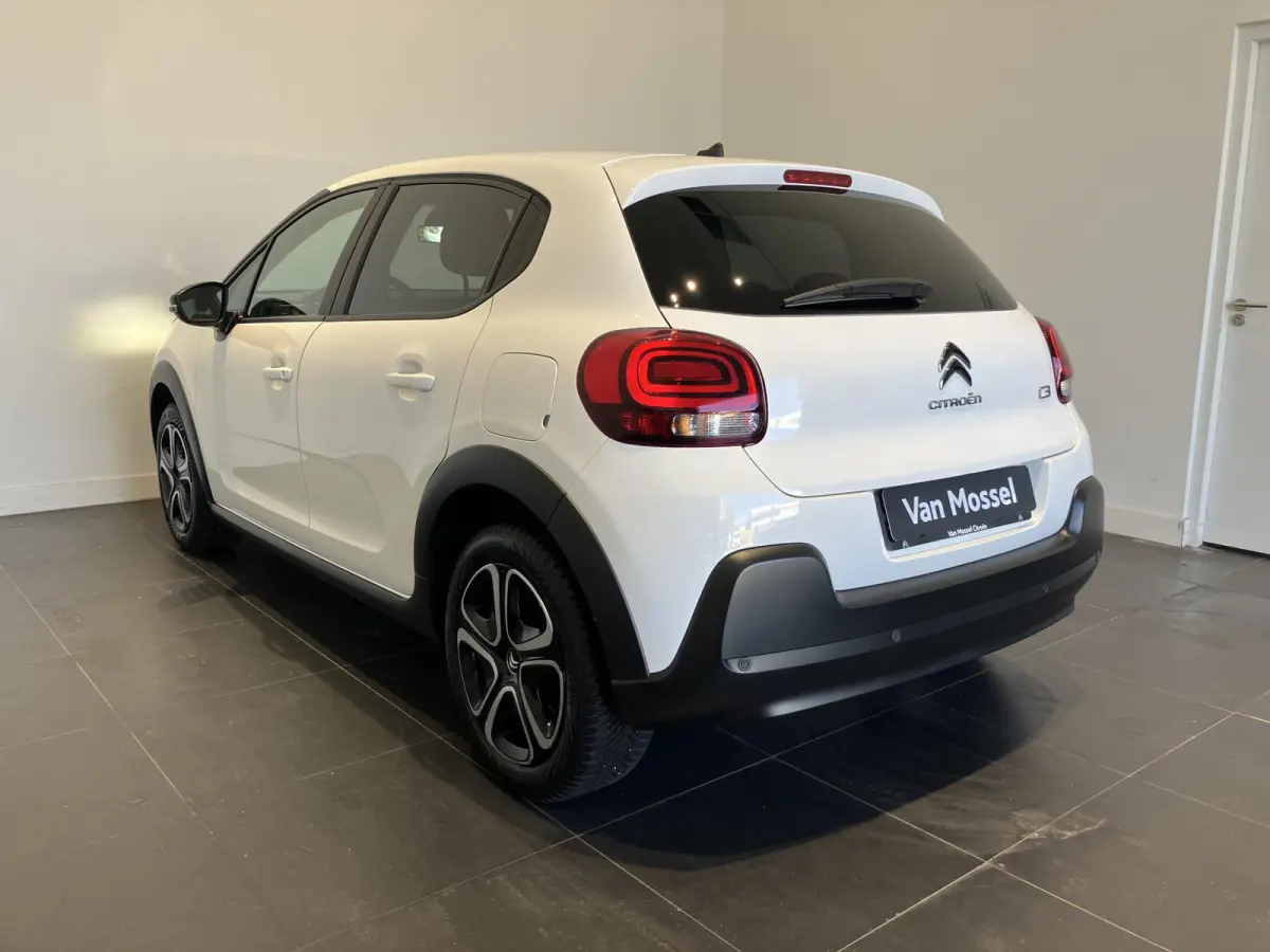 1.2 | APPLE CARPLAY & ANDROID AUTO | AIRCO | LED | PARKEERSENSOREN