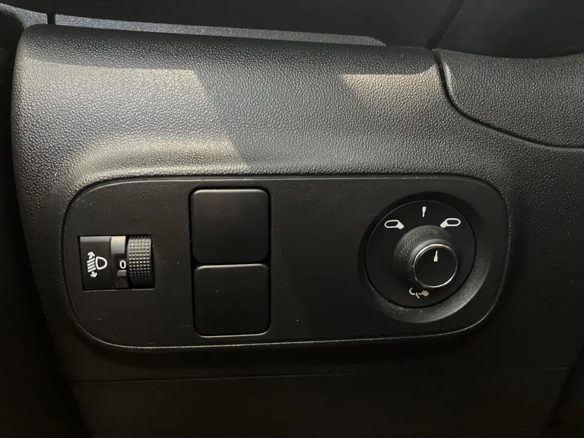 1.2 | APPLE CARPLAY & ANDROID AUTO | AIRCO | LED | PARKEERSENSOREN