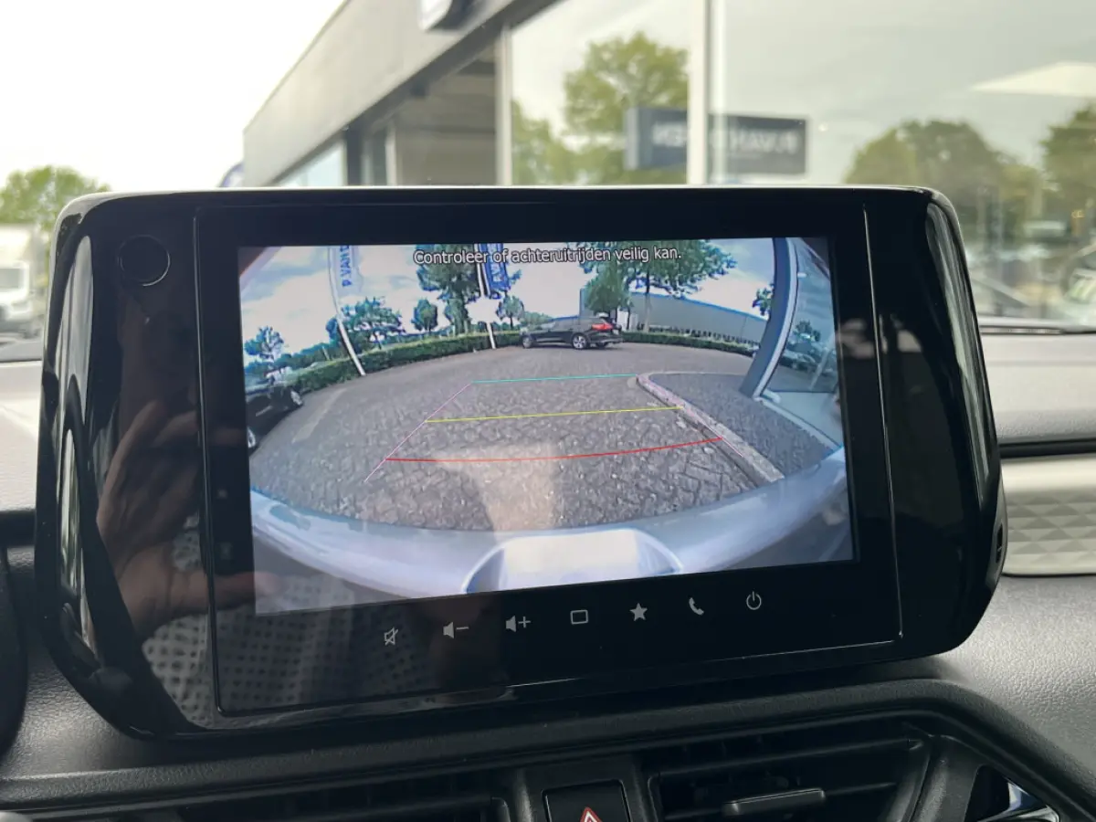 1.2 Smart Hybrid Select CVT Automaat | Meerdere kleuren beschikbaar | €2.200,- voordeel | Adapt. Cruise | Camera | Stoelverwarming | 16'' | Dodehoek | Carplay/Android Auto | Smart Entry |