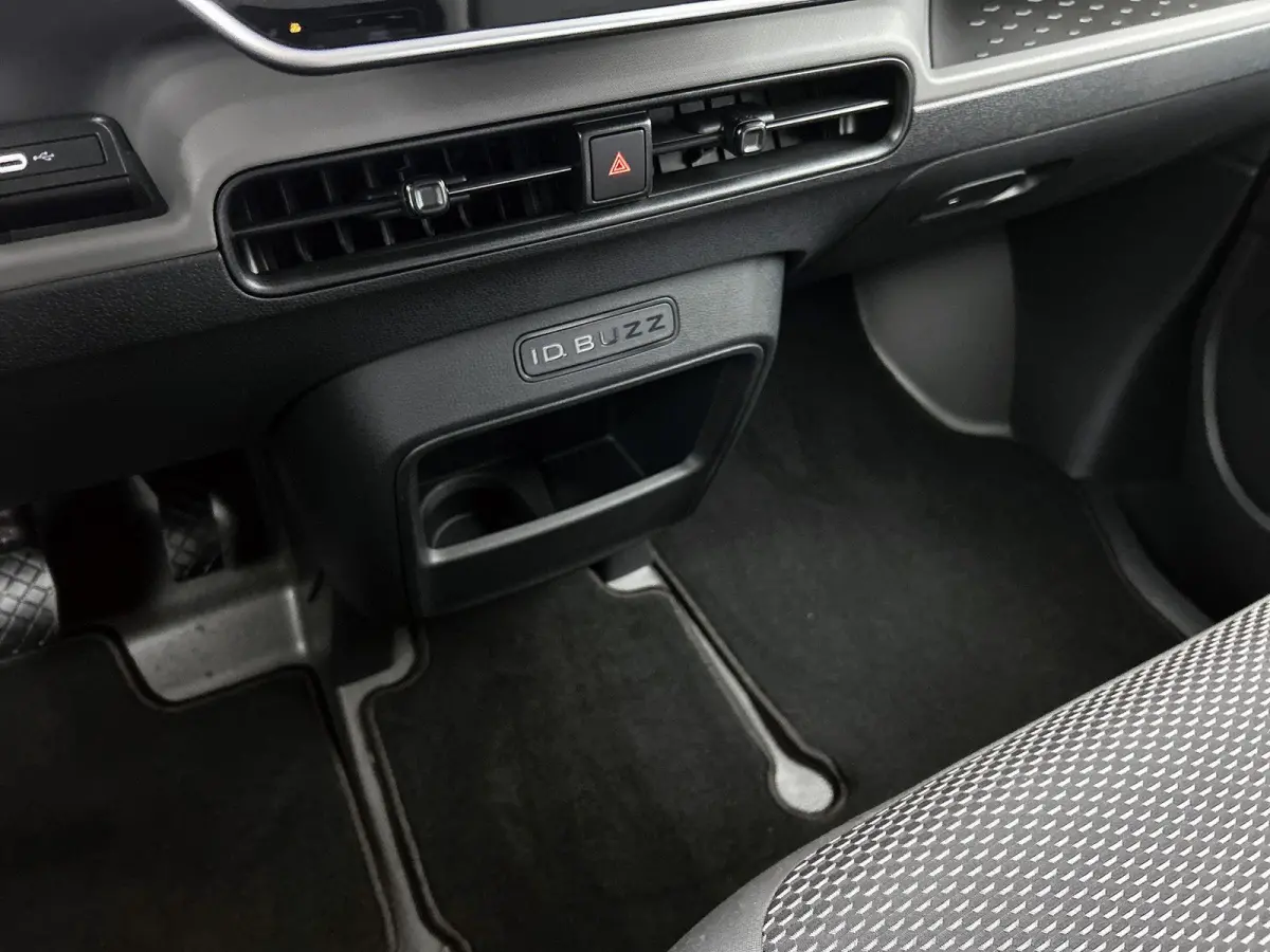 Economy Limited Edition 190PK | Navigatie | Airco | Trekhaak | Multifunctioneel stuur | Adaptive cruise control | Achteruitrijcamera | DAB+ |