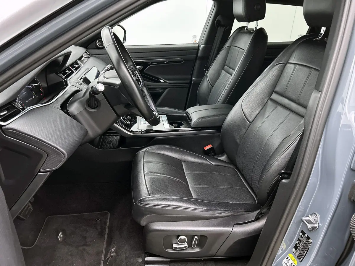 1.5 P300e AWD R-Dynamic S | Apple Carplay / Android Auto | 4x4 | Leder | Meridian Audio | Stoel/Stuurverwarming | Camera | Elektrische Achterklep | Voorruitverwarming | Elektrische Stoelen |