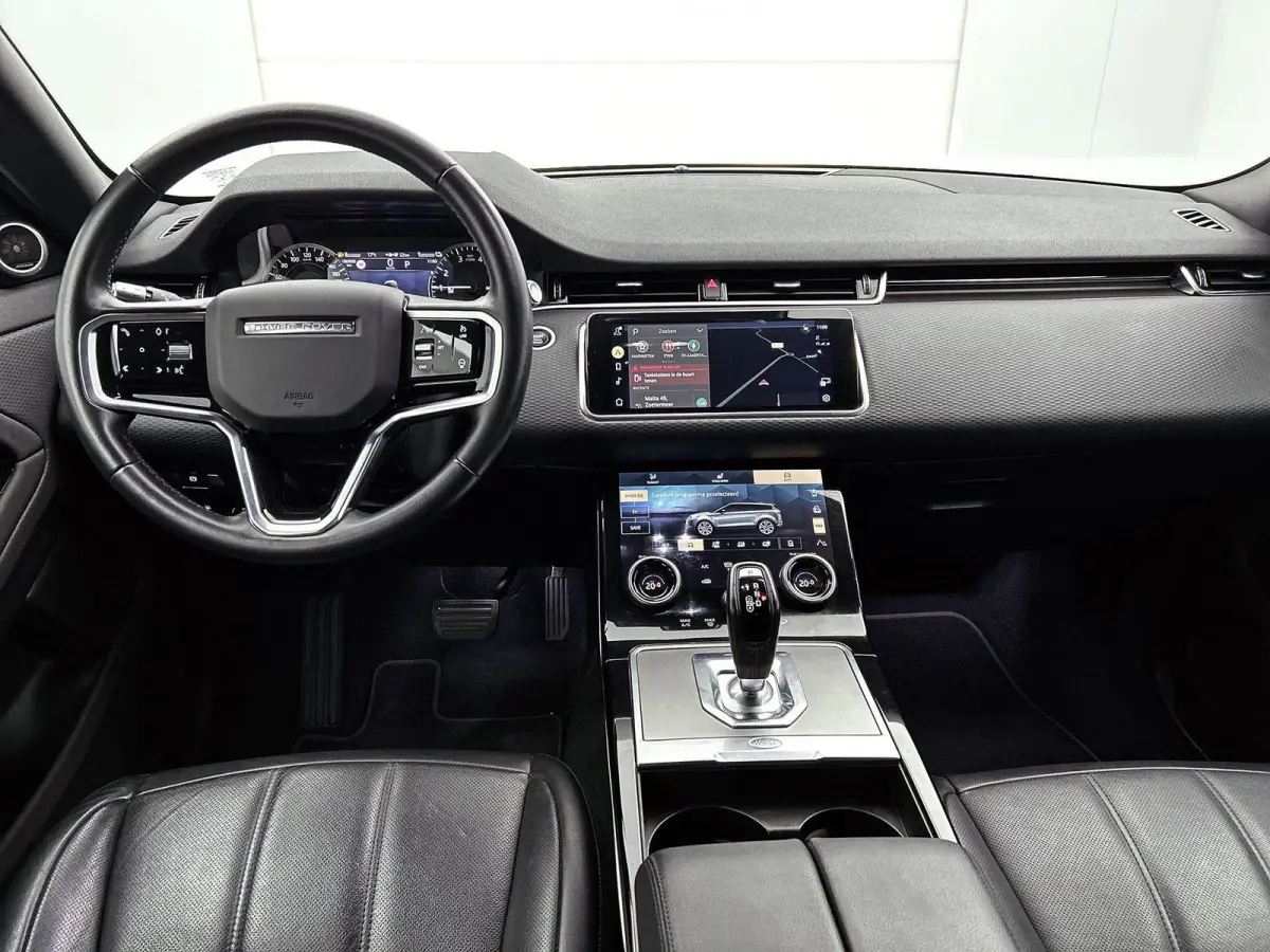 1.5 P300e AWD R-Dynamic S | Apple Carplay / Android Auto | 4x4 | Leder | Meridian Audio | Stoel/Stuurverwarming | Camera | Elektrische Achterklep | Voorruitverwarming | Elektrische Stoelen |