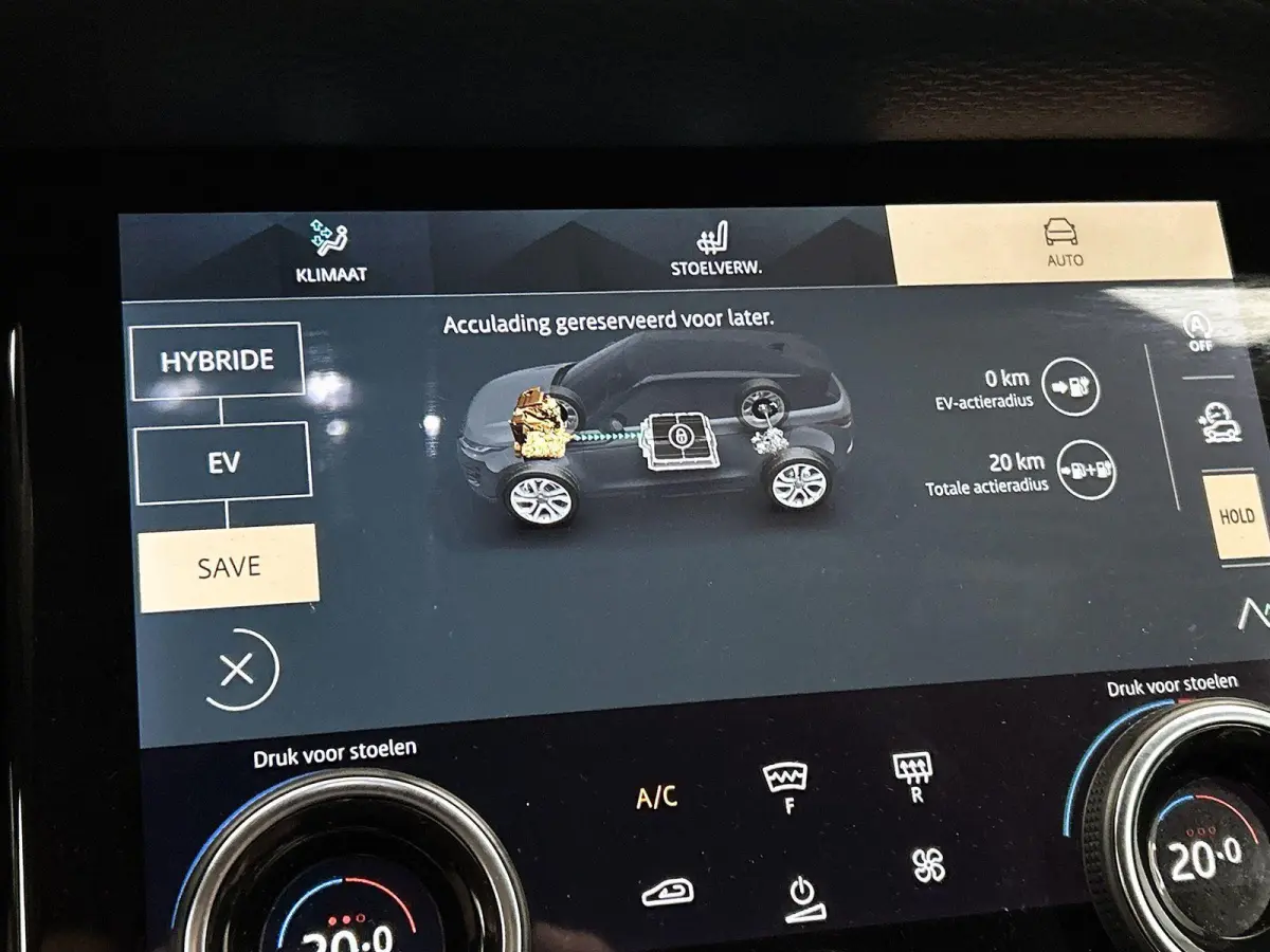 1.5 P300e AWD R-Dynamic S | Apple Carplay / Android Auto | 4x4 | Leder | Meridian Audio | Stoel/Stuurverwarming | Camera | Elektrische Achterklep | Voorruitverwarming | Elektrische Stoelen |