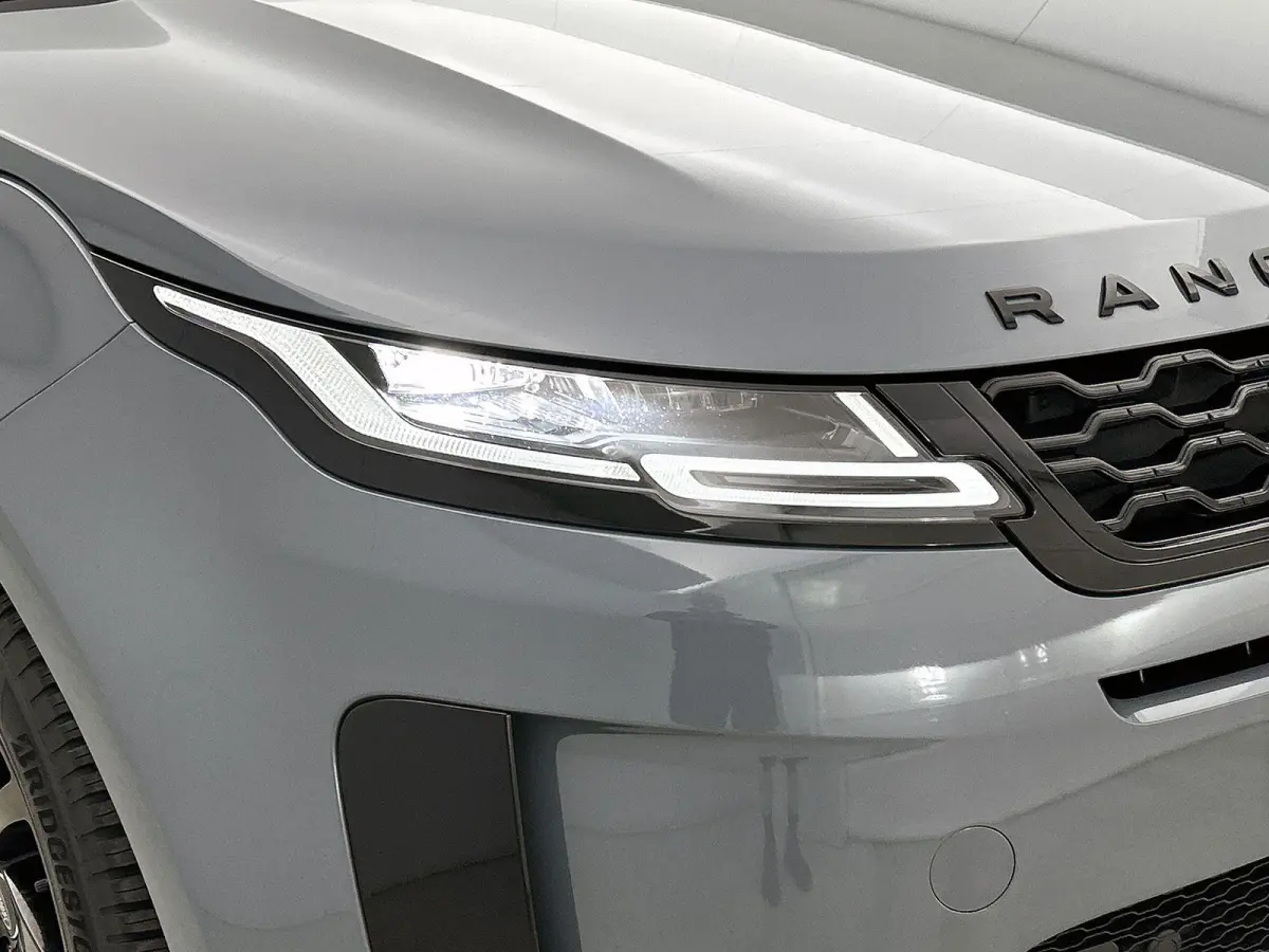 1.5 P300e AWD R-Dynamic S | Apple Carplay / Android Auto | 4x4 | Leder | Meridian Audio | Stoel/Stuurverwarming | Camera | Elektrische Achterklep | Voorruitverwarming | Elektrische Stoelen |