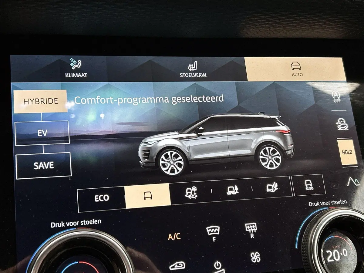 1.5 P300e AWD R-Dynamic S | Apple Carplay / Android Auto | 4x4 | Leder | Meridian Audio | Stoel/Stuurverwarming | Camera | Elektrische Achterklep | Voorruitverwarming | Elektrische Stoelen |