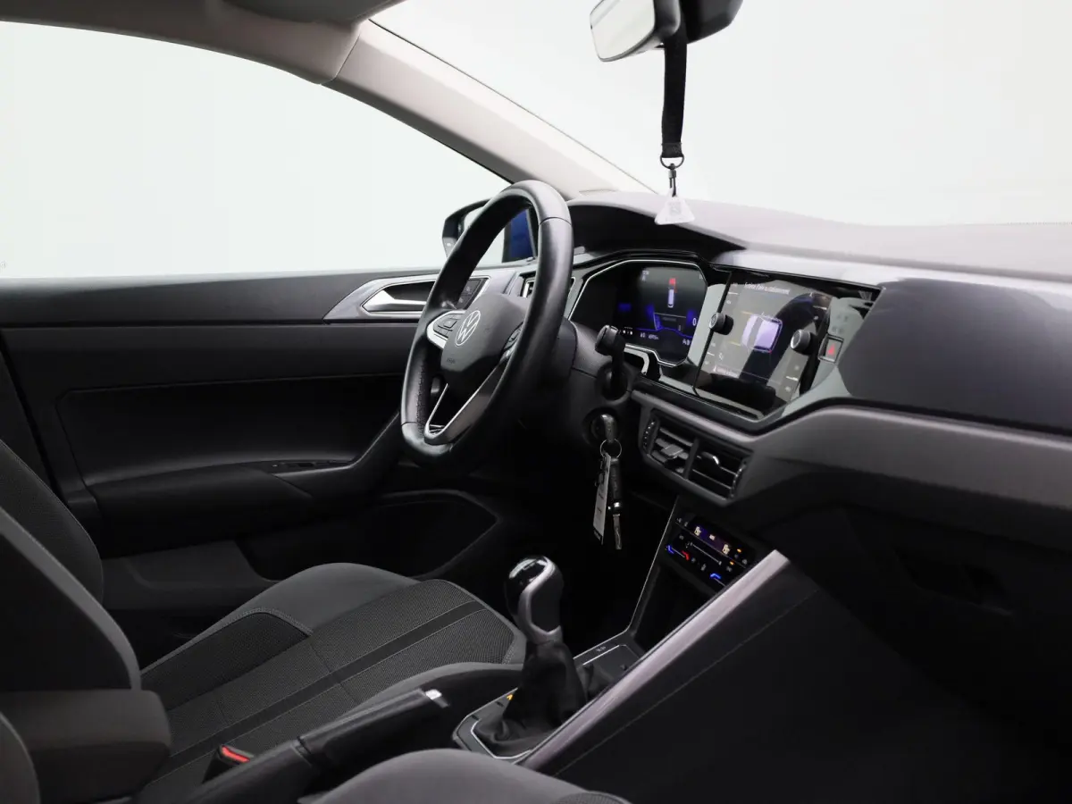 1.0 TSI Style | Apple carplay | IQ Light | Achteruitrijcamera | Virtual cockpit | Apple carplay | Climate control |